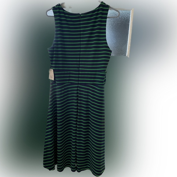 Liz Claiborne Sleeveless Dress - Picture 2 of 8